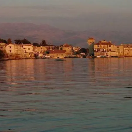 Maison Kastela